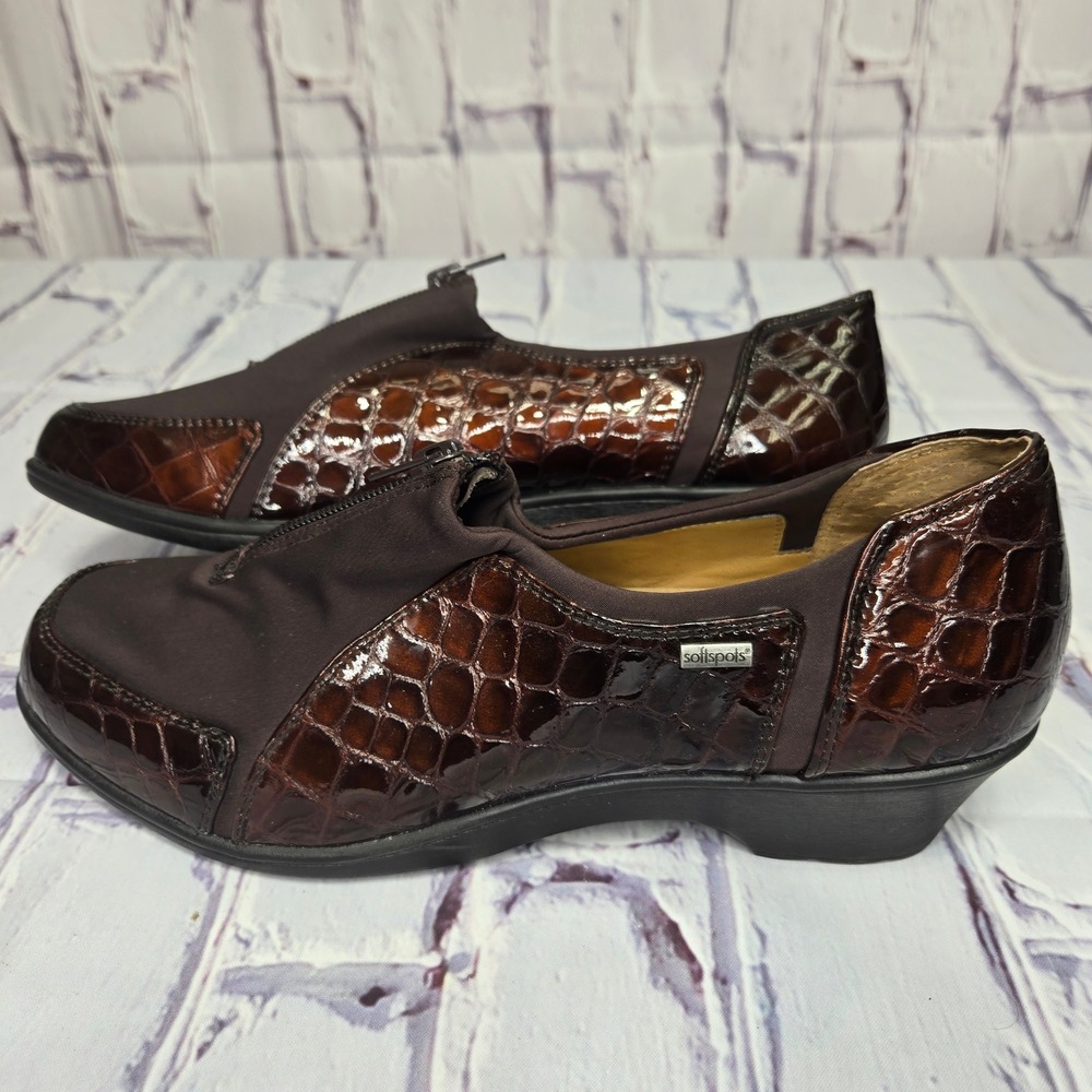 Softspots Women's Brown Faux‎ Croc Zipper Slip On Loafer Shoes Size 10M Casual